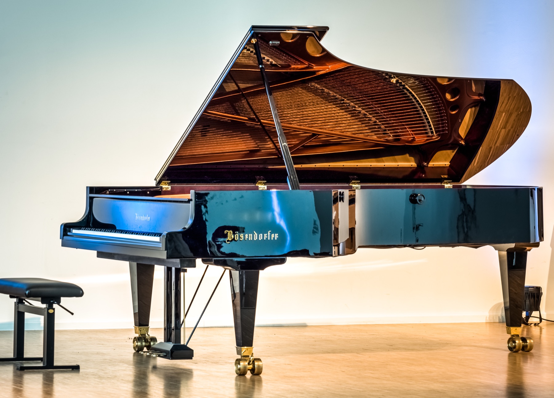 Bösendorfer 214, laque noire, atelier Uccle