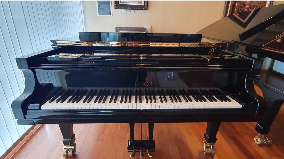 Fazioli F278 laque, atelier Uccle